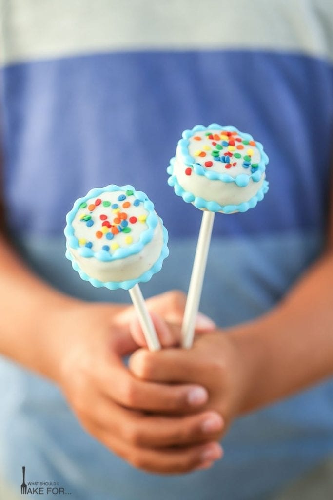 Birthday Cake - Cake Pops - What Should I Make For...